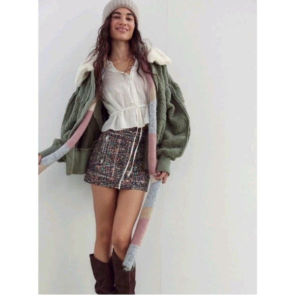 NWT Free People Embellished Miniskirt Size XS Beaded Boho Festival Floral $168 - Picture 2 of 9